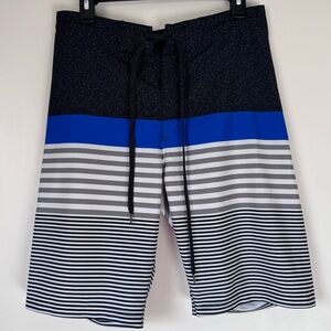 Old Navy California Built in Flex Men's Swim Trunks Size 30 Tie Front Summer